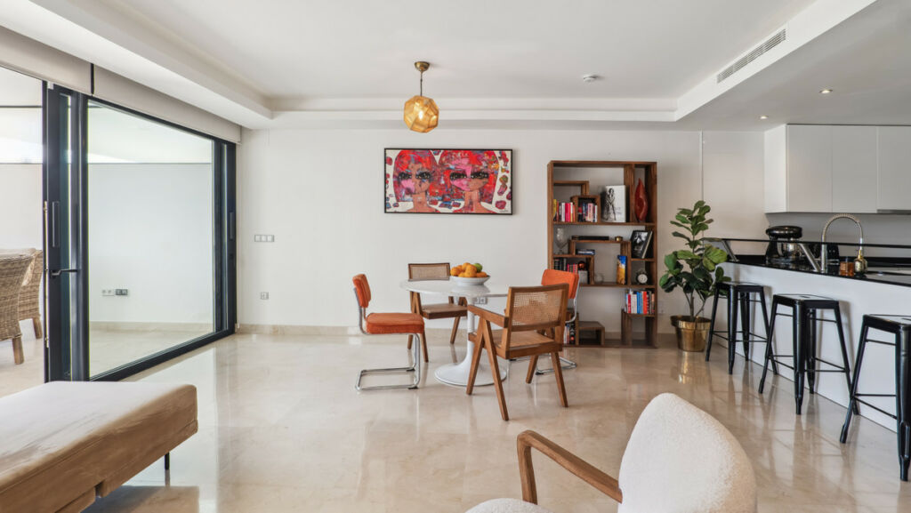 Townhouse The Golden Mile Málaga - image 5
