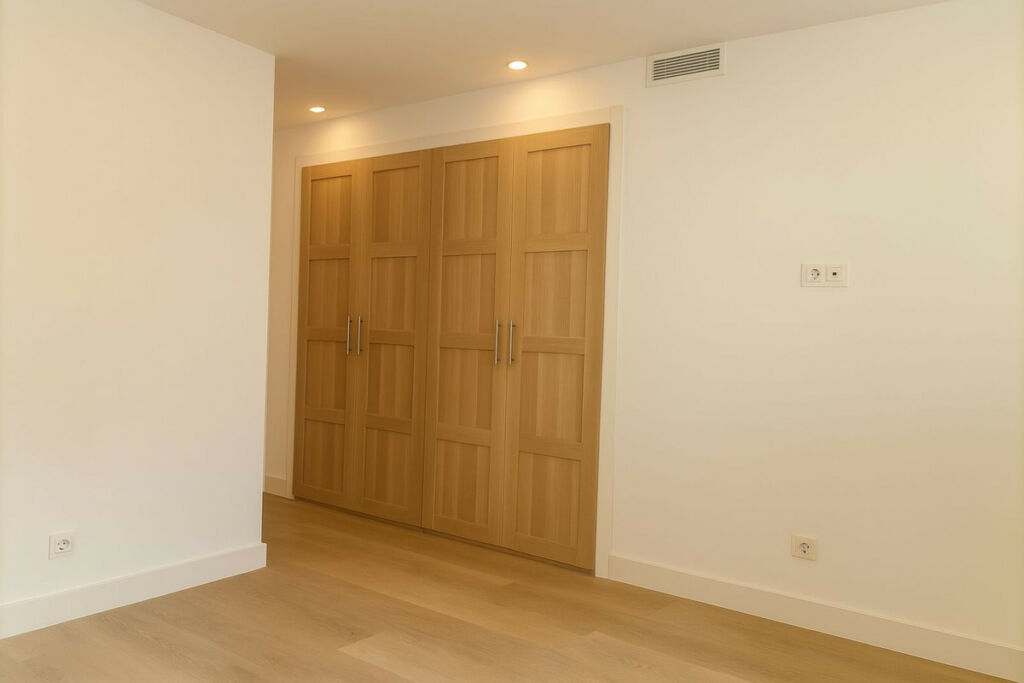 Detached Villa Fuengirola Málaga - image 5