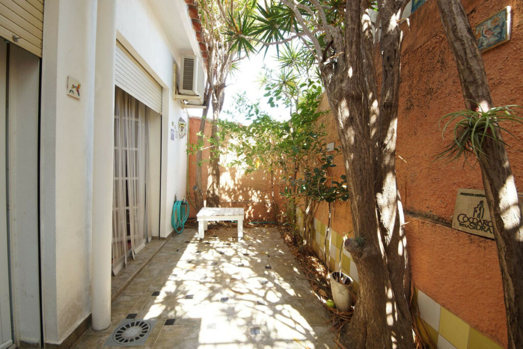 Townhouse Nueva Andalucía Málaga - image 5