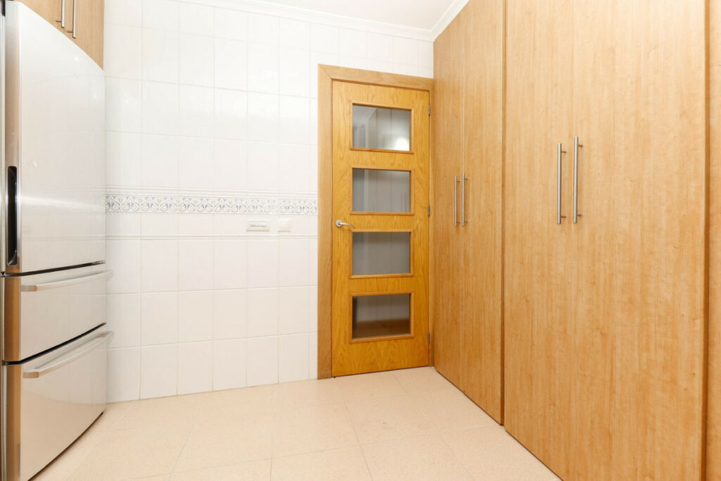 Middle Floor Apartment Torrevieja Alicante - image 5