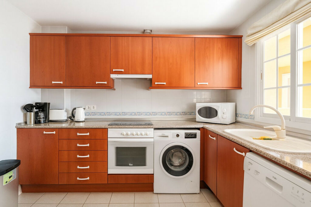 Middle Floor Apartment Riviera del Sol Málaga - image 5