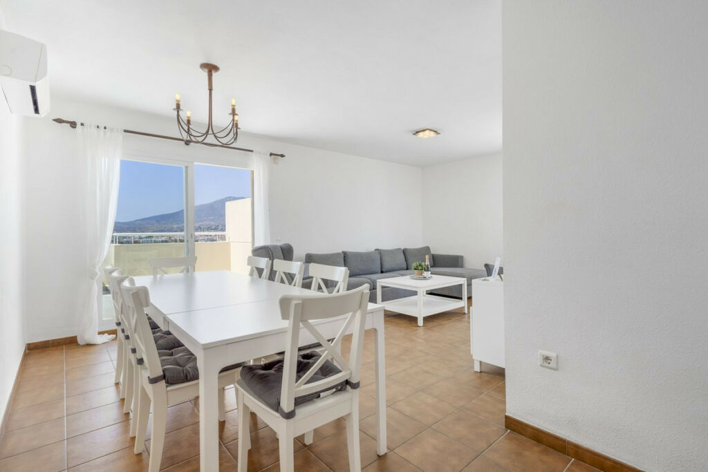 Penthouse Fuengirola Málaga - image 5