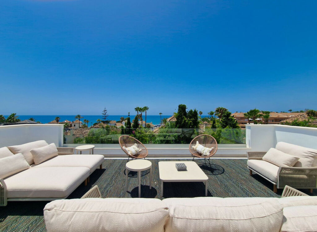 Detached Villa Marbella Málaga - image 5