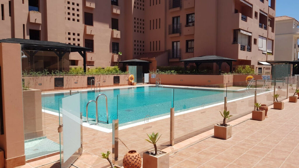 Top Floor Apartment Benalmadena Málaga - image 5