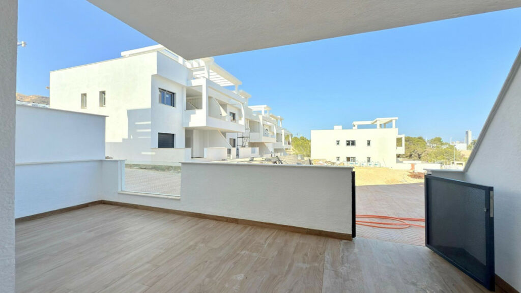 Middle Floor Apartment Finestrat Alicante - image 5