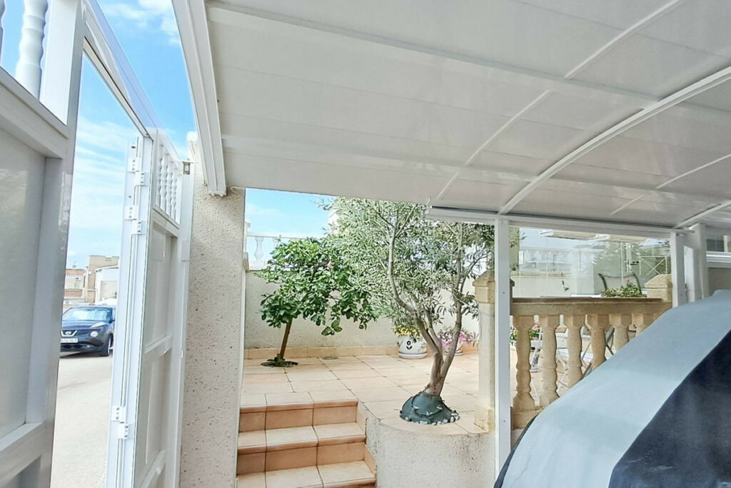 Bungalow Torrevieja Alicante - image 9