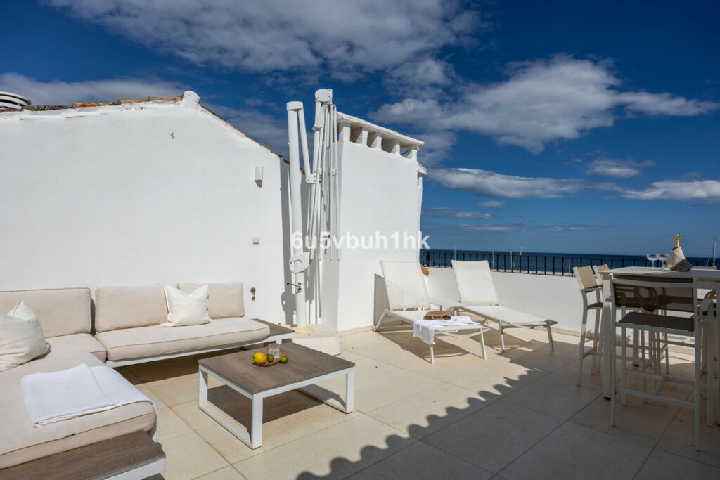 Penthouse Duplex Puerto Banús Málaga - image 6