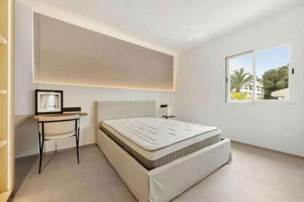 Penthouse Duplex Aloha Málaga - image 5