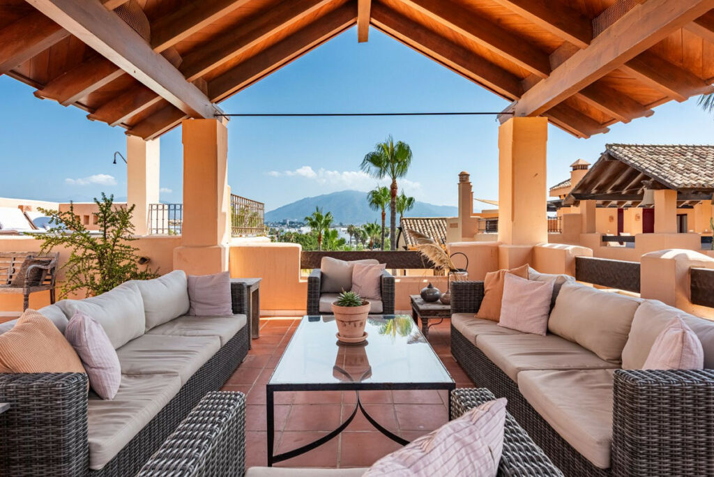 Penthouse San Pedro de Alcántara Málaga - image 5