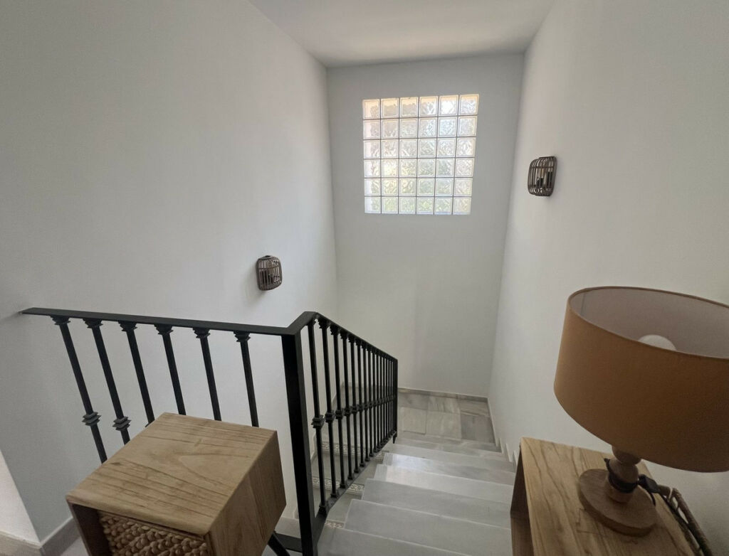 Detached Villa Cabopino Málaga - image 16