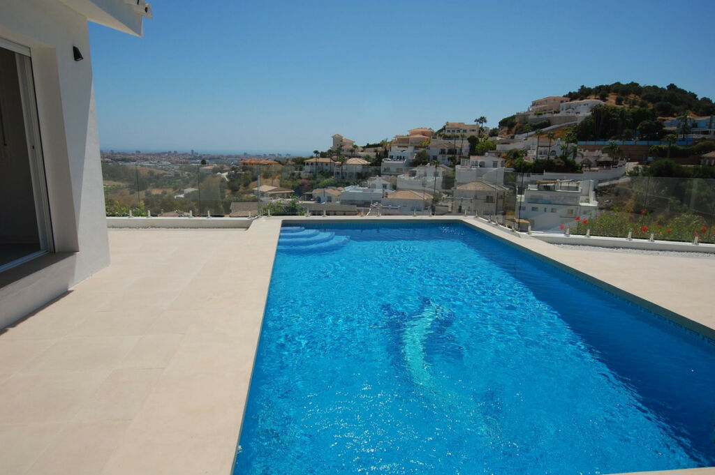 Detached Villa Cerros del Aguila Málaga - image 6