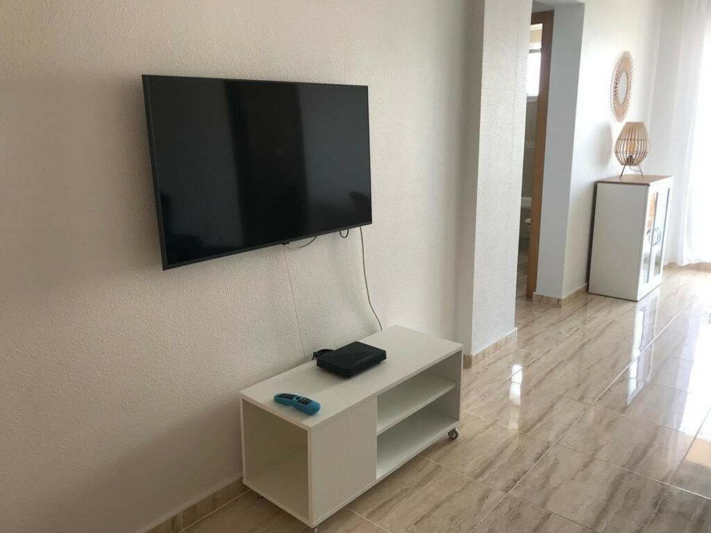 Middle Floor Apartment Benidorm Alicante - image 5
