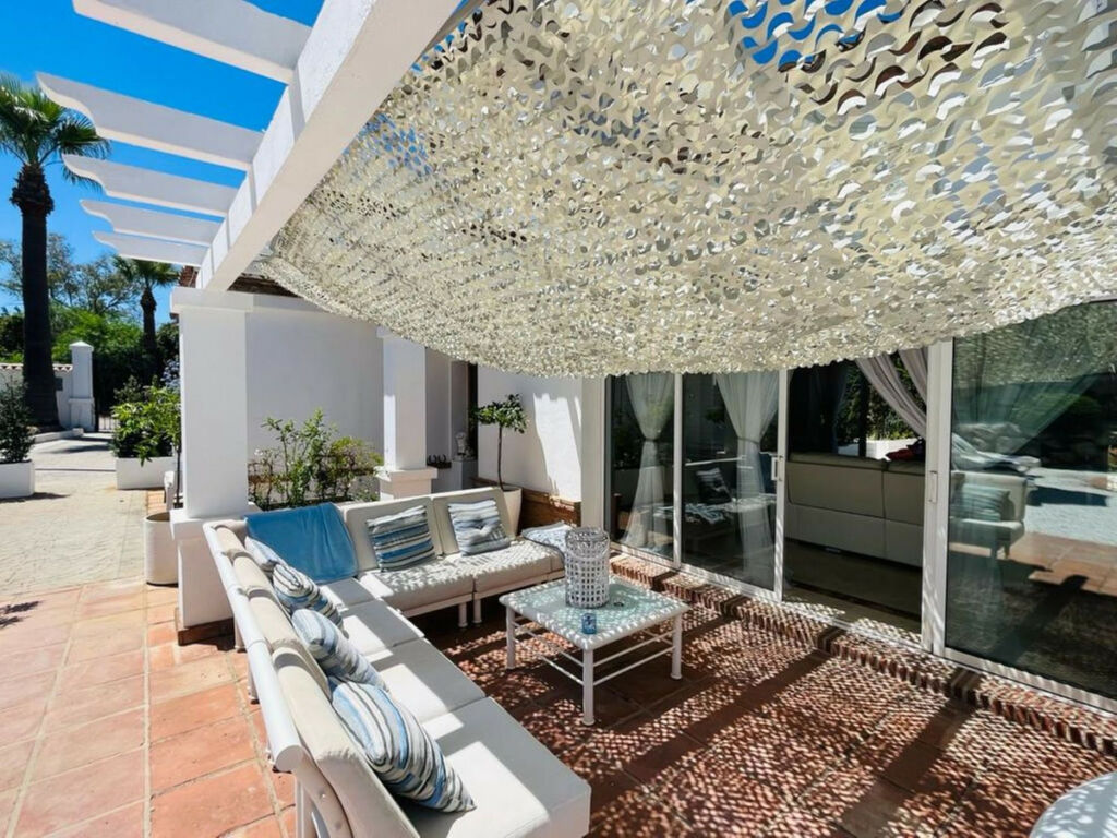 Detached Villa Sotogrande Cádiz - image 5