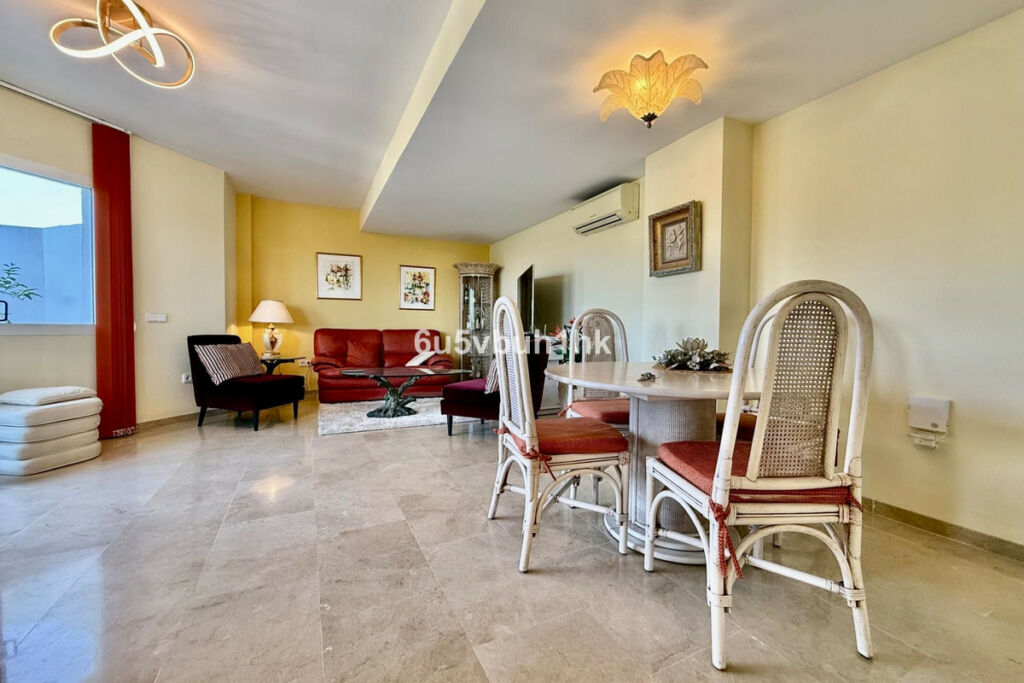 Ground Floor Apartment Marbella Málaga - image 5