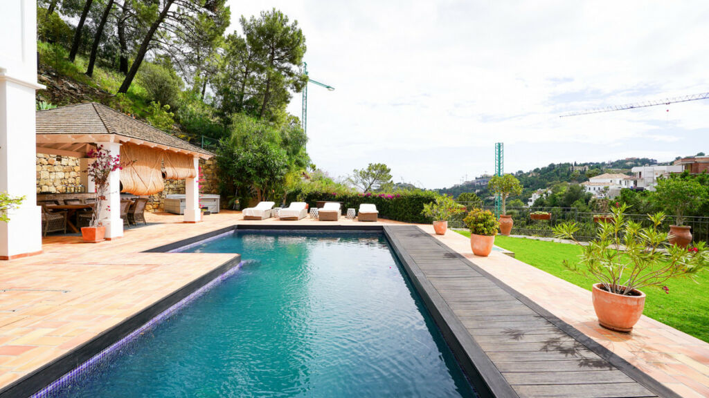 Detached Villa El Madroñal Málaga - image 48