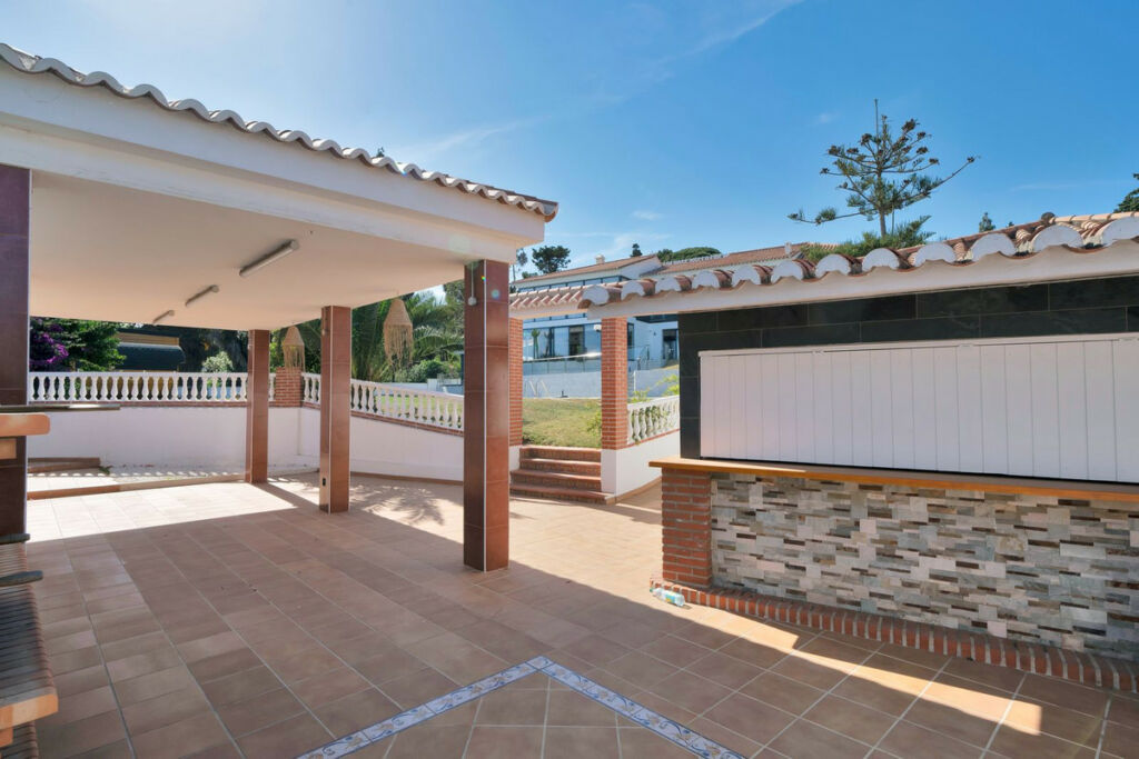 Detached Villa El Chaparral Málaga - image 51