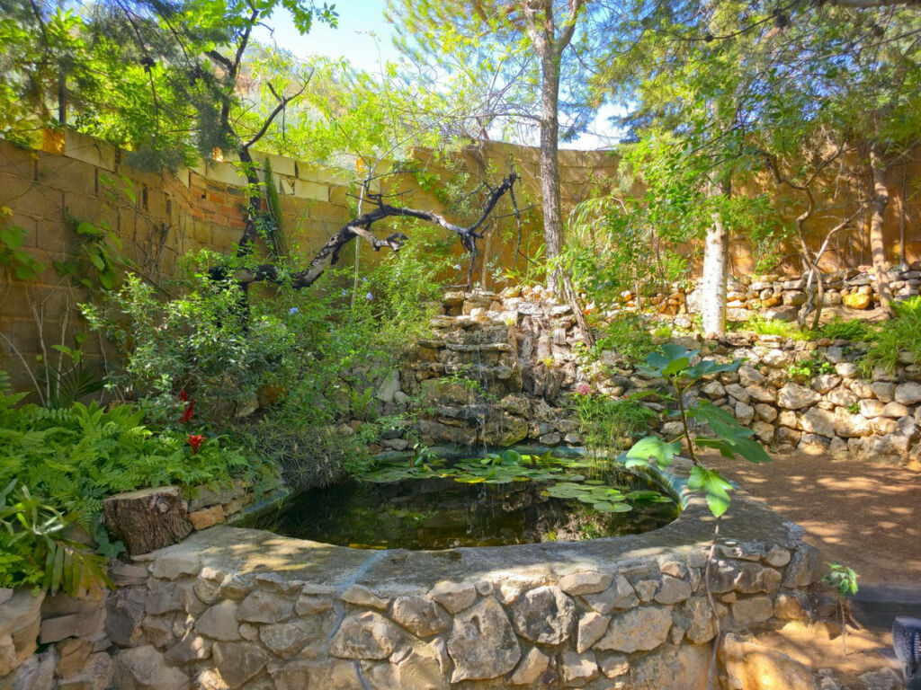 Detached Villa Riogordo Málaga - image 52