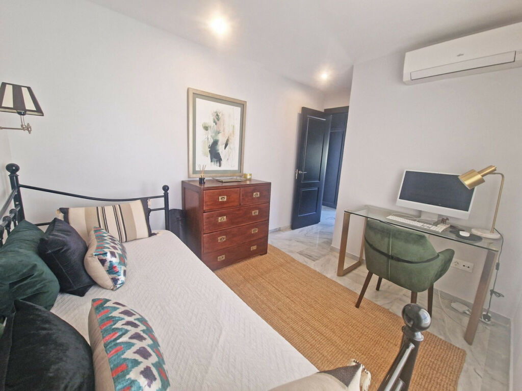 Townhouse Calahonda Málaga - image 52