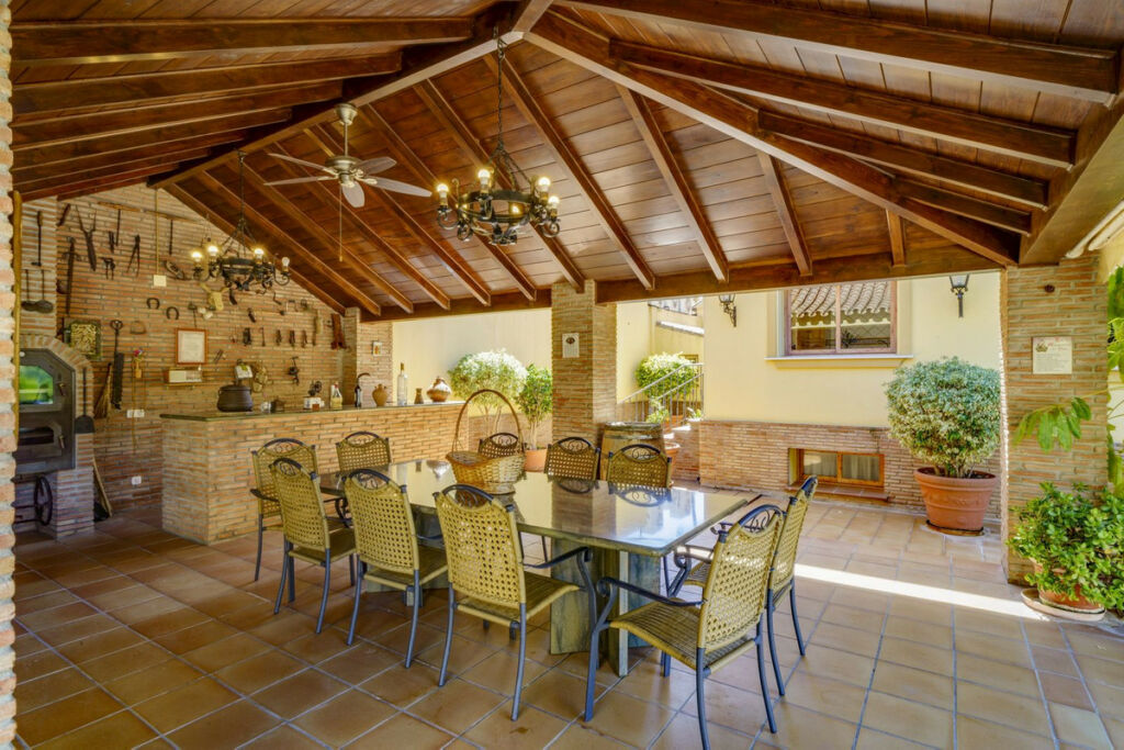 Detached Villa Benahavís Málaga - image 53
