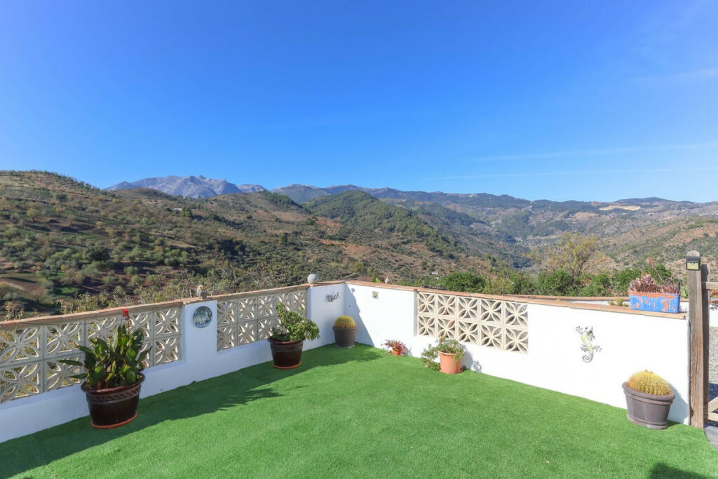 Detached Villa Tolox Málaga - image 53