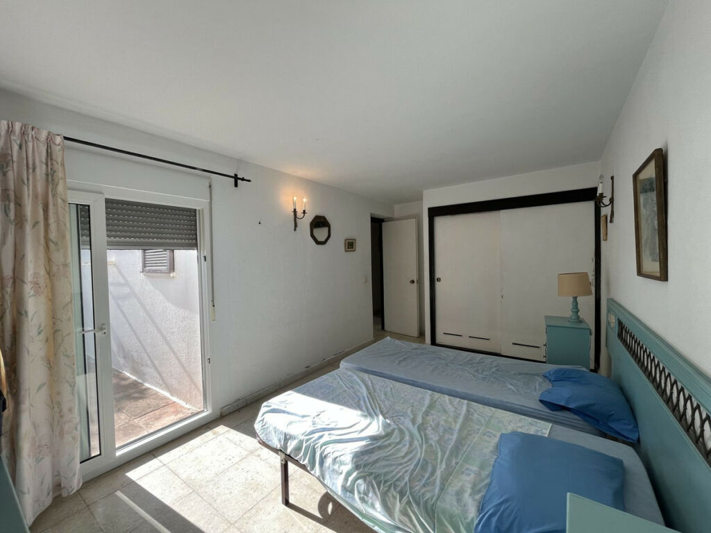 Detached Villa Estepona Málaga - image 54
