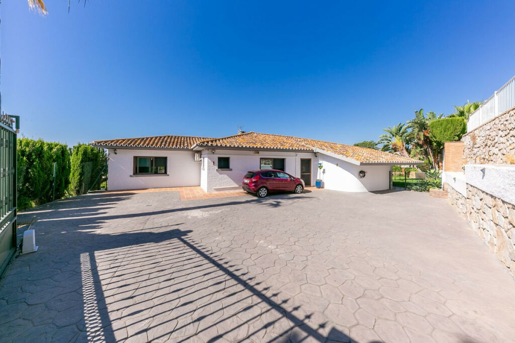 Detached Villa La Capellania Málaga - image 55