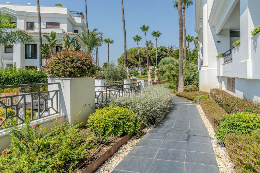 Ground Floor Apartment Estepona Málaga - image 56