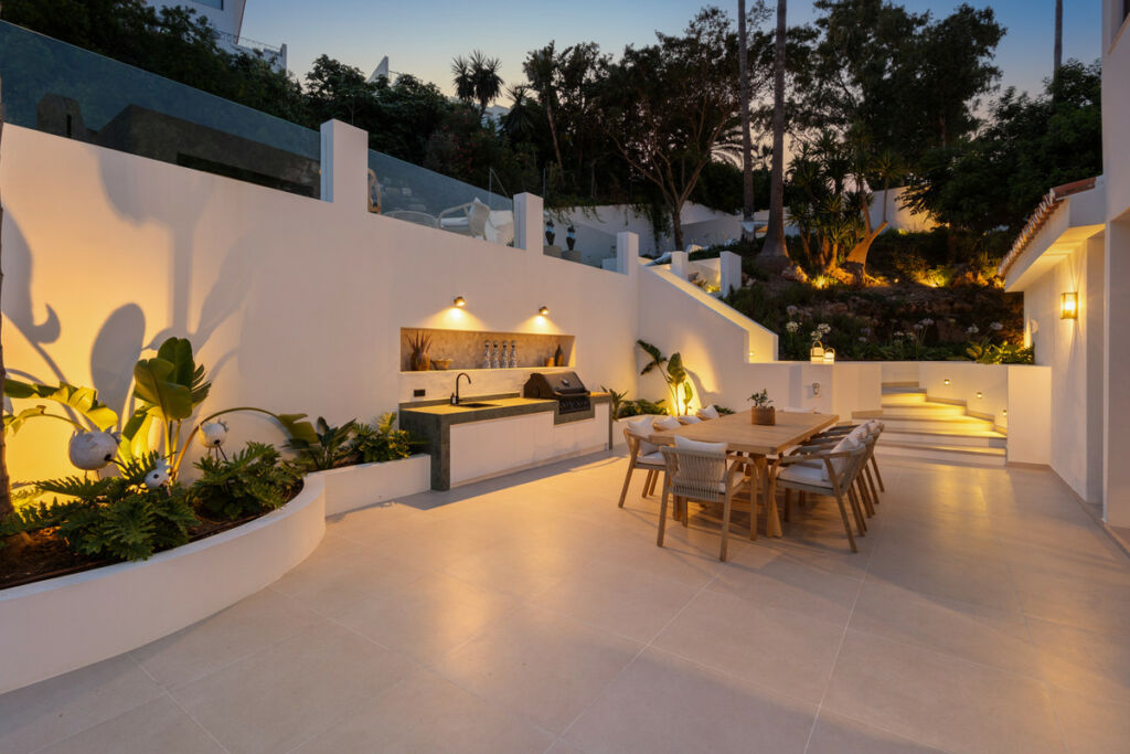 Detached Villa Nueva Andalucía Málaga - image 56