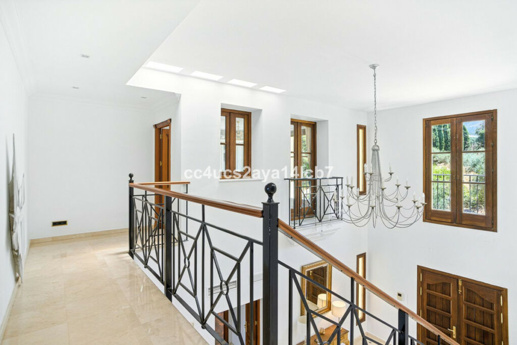 Detached Villa Alhaurín el Grande Málaga - image 59