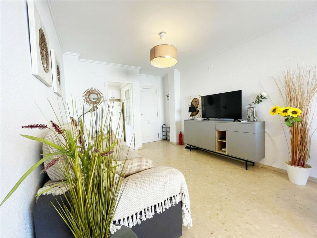 Middle Floor Apartment Calpe Alicante - image 6