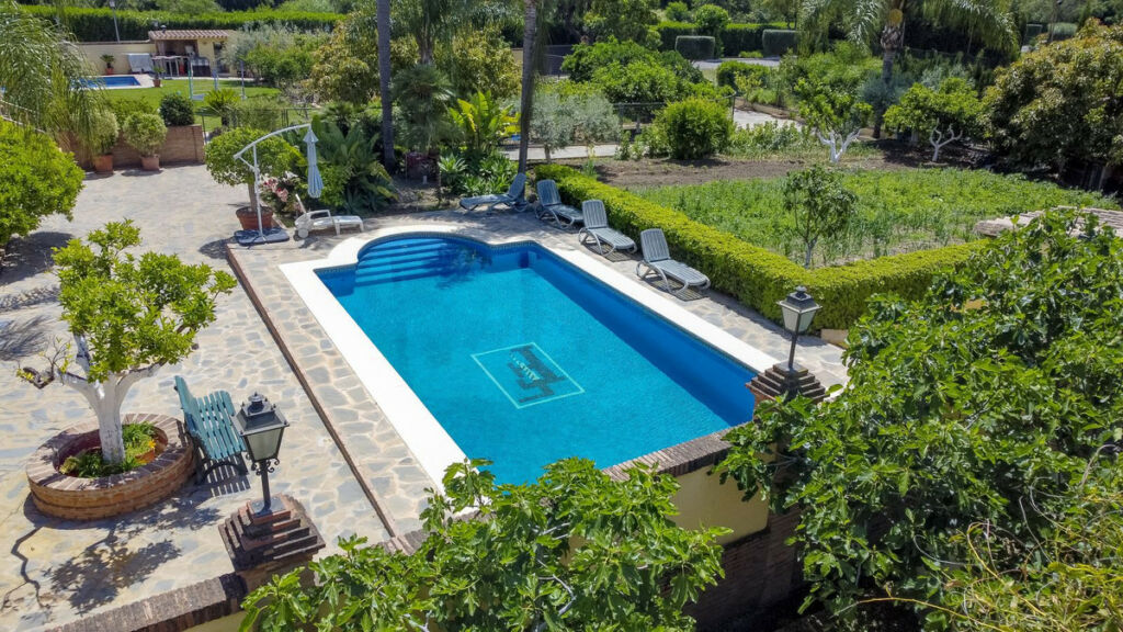 Detached Villa Benahavís Málaga - image 6