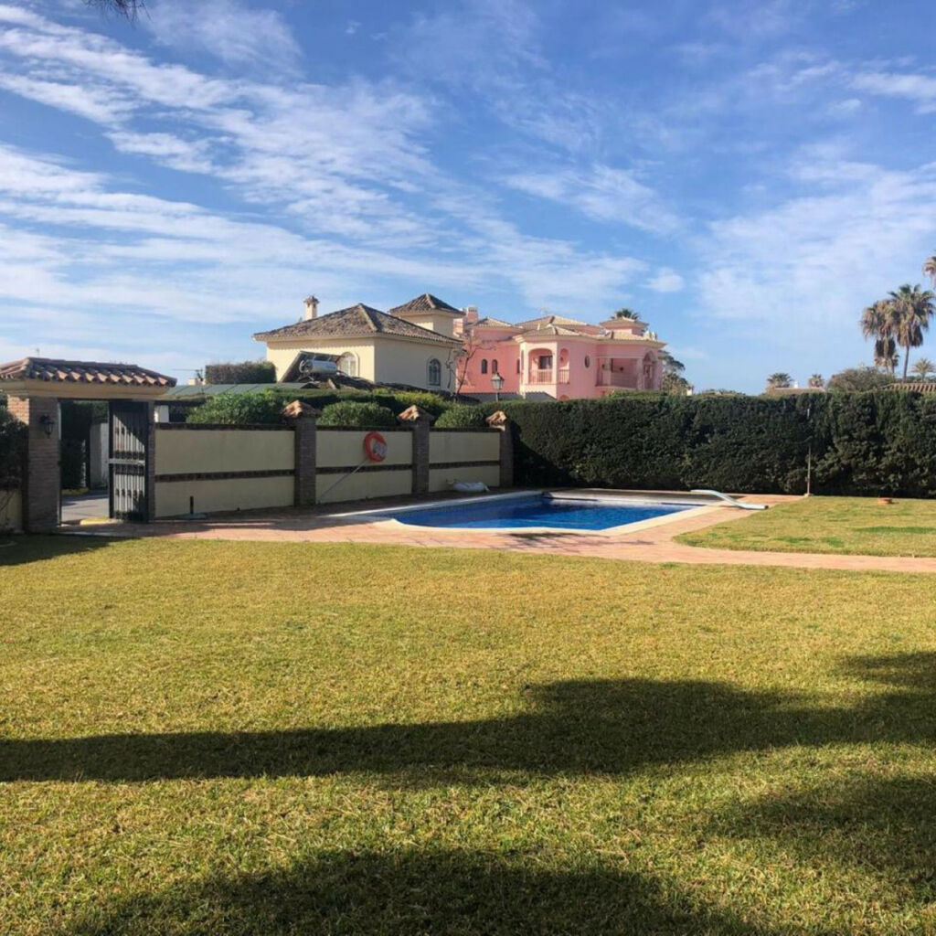 Finca - Cortijo Estepona Málaga - image 6