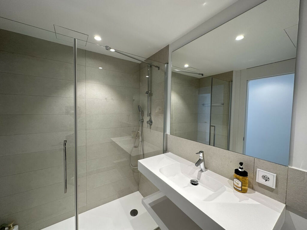 Ground Floor Apartment Benalmadena Málaga - image 6