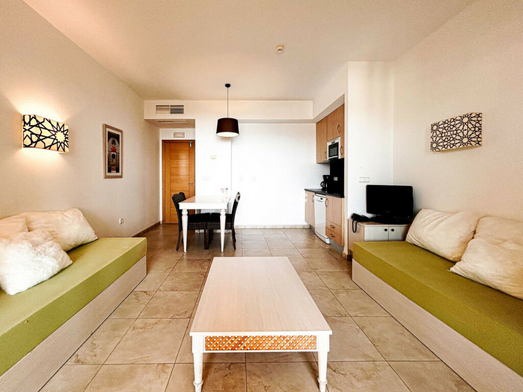 Middle Floor Apartment Manilva Málaga - image 6