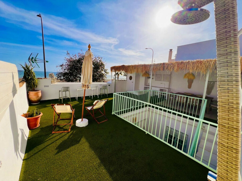 Townhouse Benajarafe Málaga - image 6
