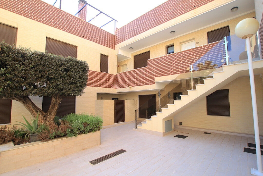 Duplex Cabo Roig Alicante - image 6