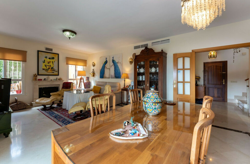 Detached Villa Cerros del Aguila Málaga - image 6