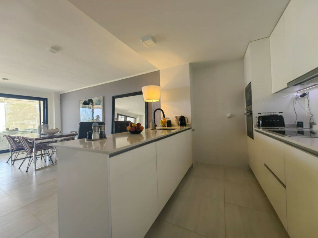 Ground Floor Apartment Estepona Málaga - image 6