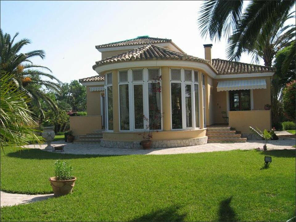 Detached Villa Denia Alicante - image 6