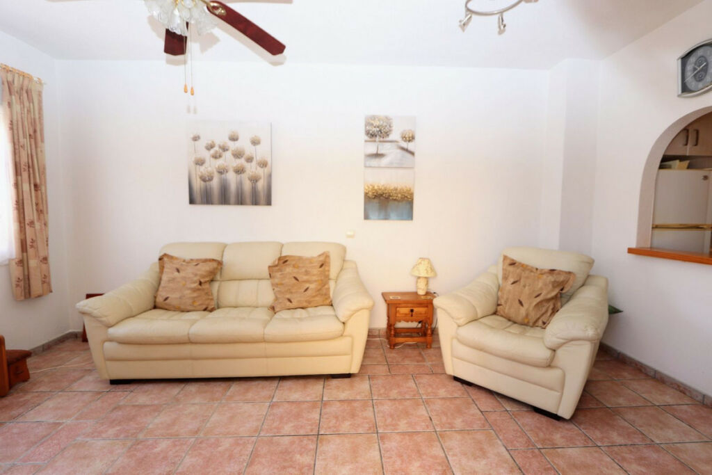 Detached Villa Playa Flamenca Alicante - image 6