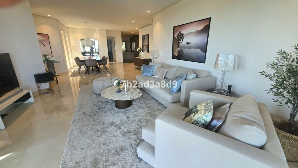 Penthouse The Golden Mile Málaga - image 6
