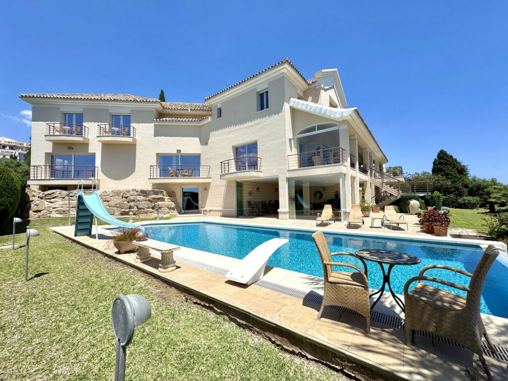 Detached Villa Mijas Golf Málaga - image 6