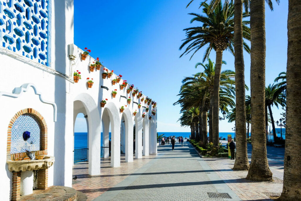 Middle Floor Studio Nerja Málaga - image 21