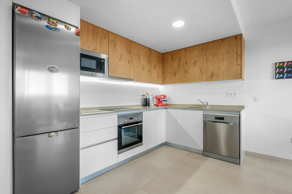 Middle Floor Apartment Punta Prima Alicante - image 6