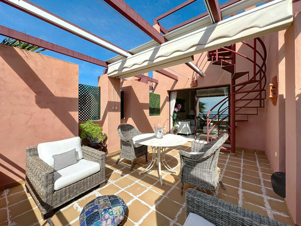 Penthouse Punta Chullera Málaga - image 6