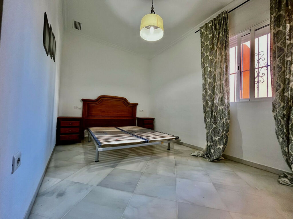 Ground Floor Apartment Puerto Banús Málaga - image 6