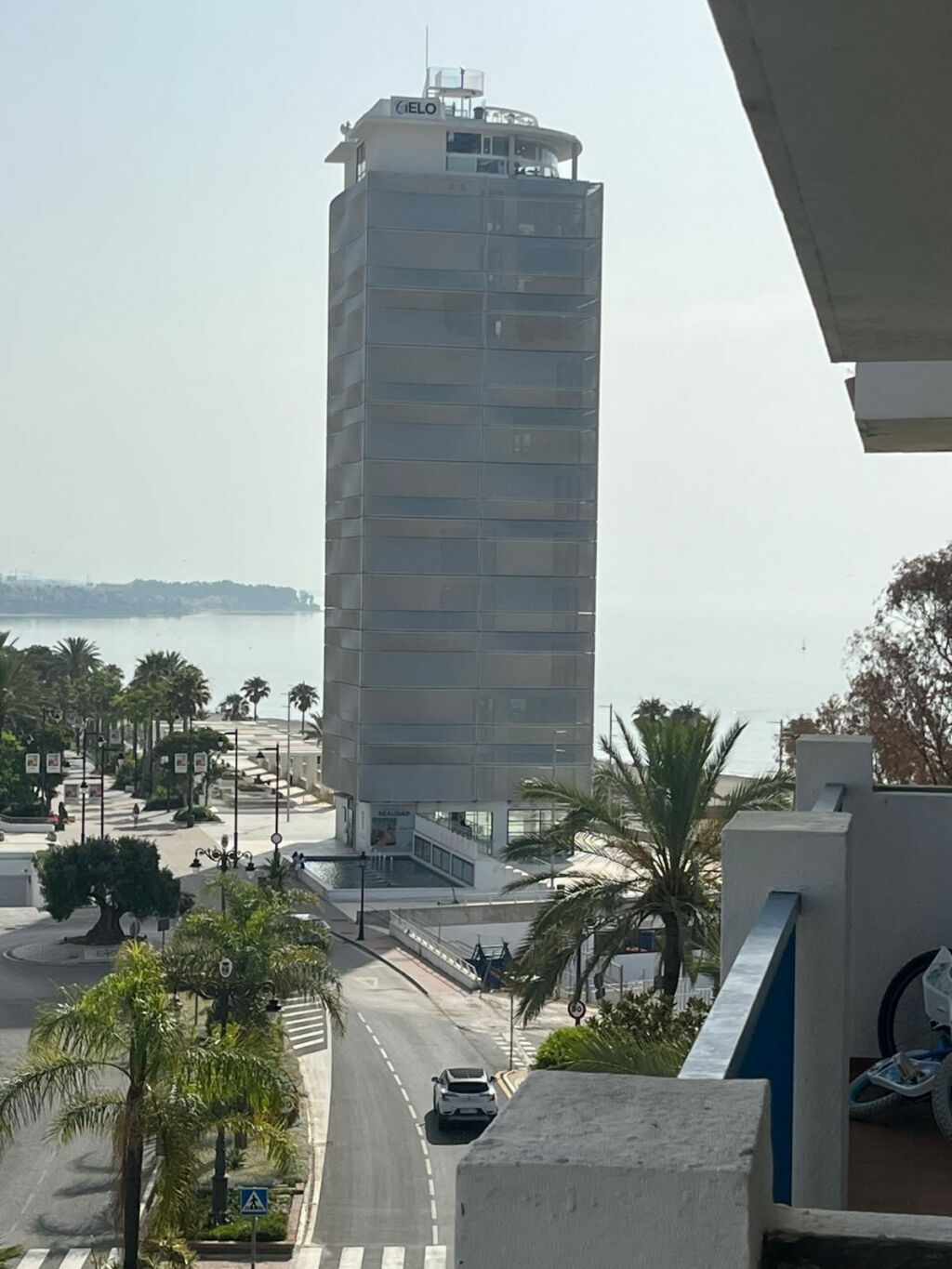 Middle Floor Apartment Estepona Málaga - image 5
