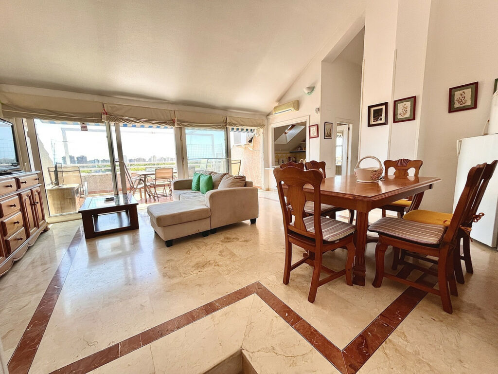 Penthouse Dehesa de Campoamor Alicante - image 6