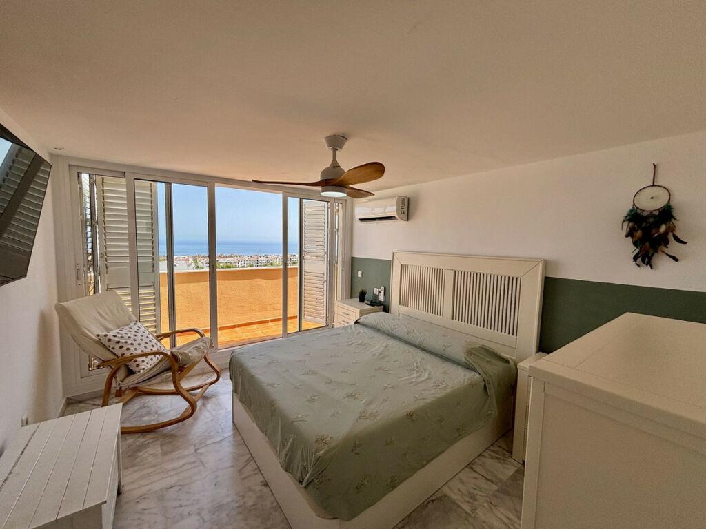 Penthouse Benalmadena Málaga - image 6