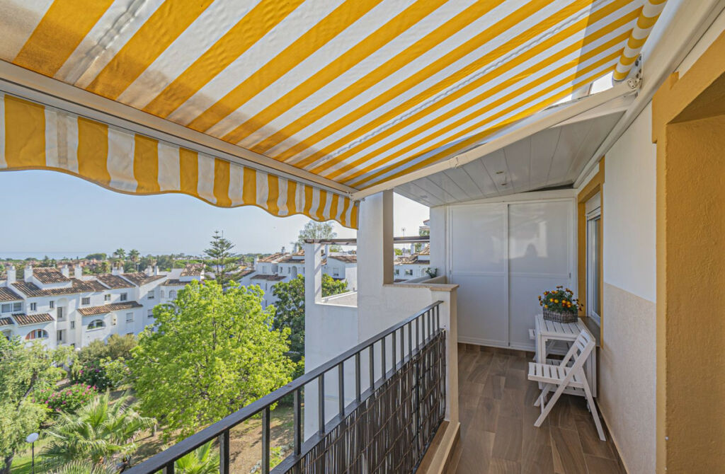 Top Floor Apartment Diana Park Málaga - image 6
